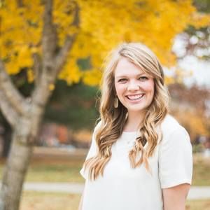 Meet your Posher, Marisa